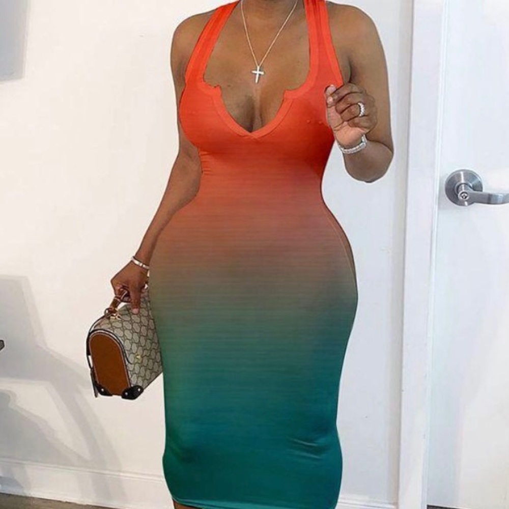 Sleeveless midi dress